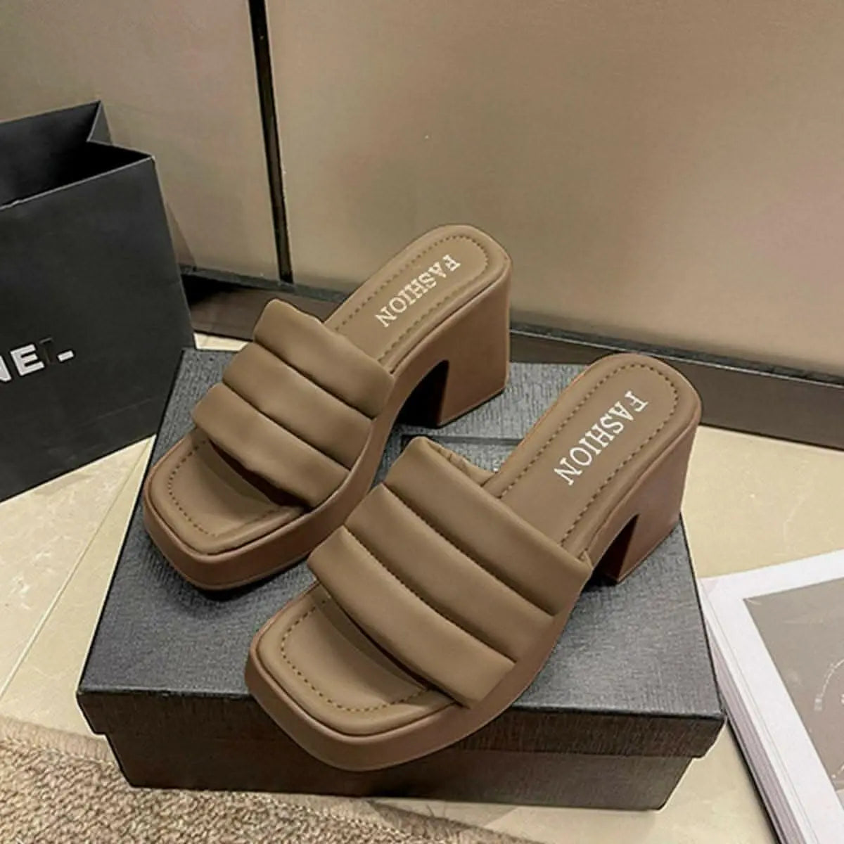 Elevated block heel sandals - Love Salve 
