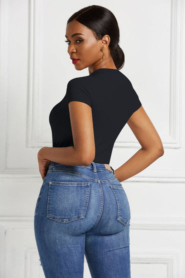 Essential short sleeve bodysuit 
