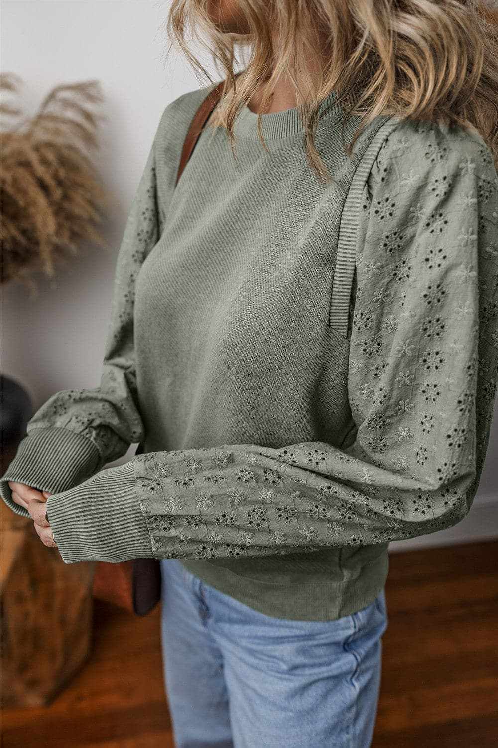 Eyelet long sleeve sweatshirt - Love Salve 