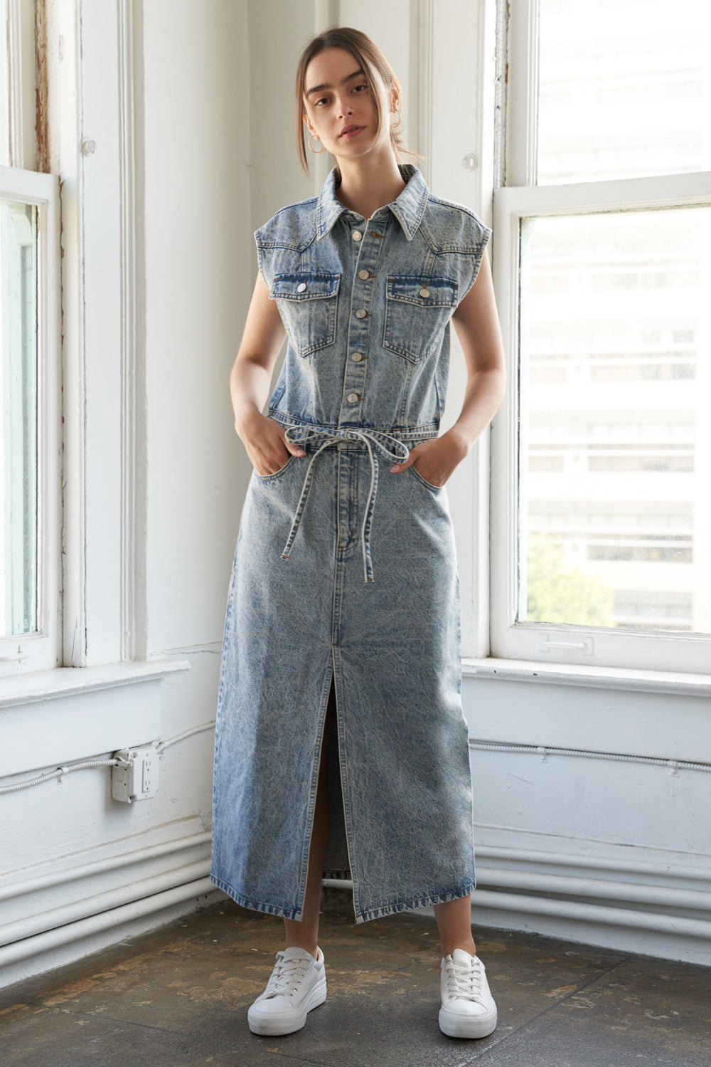 WILDFLOWER WHIMSY DENIM MIDI DRESS Flying Tomato