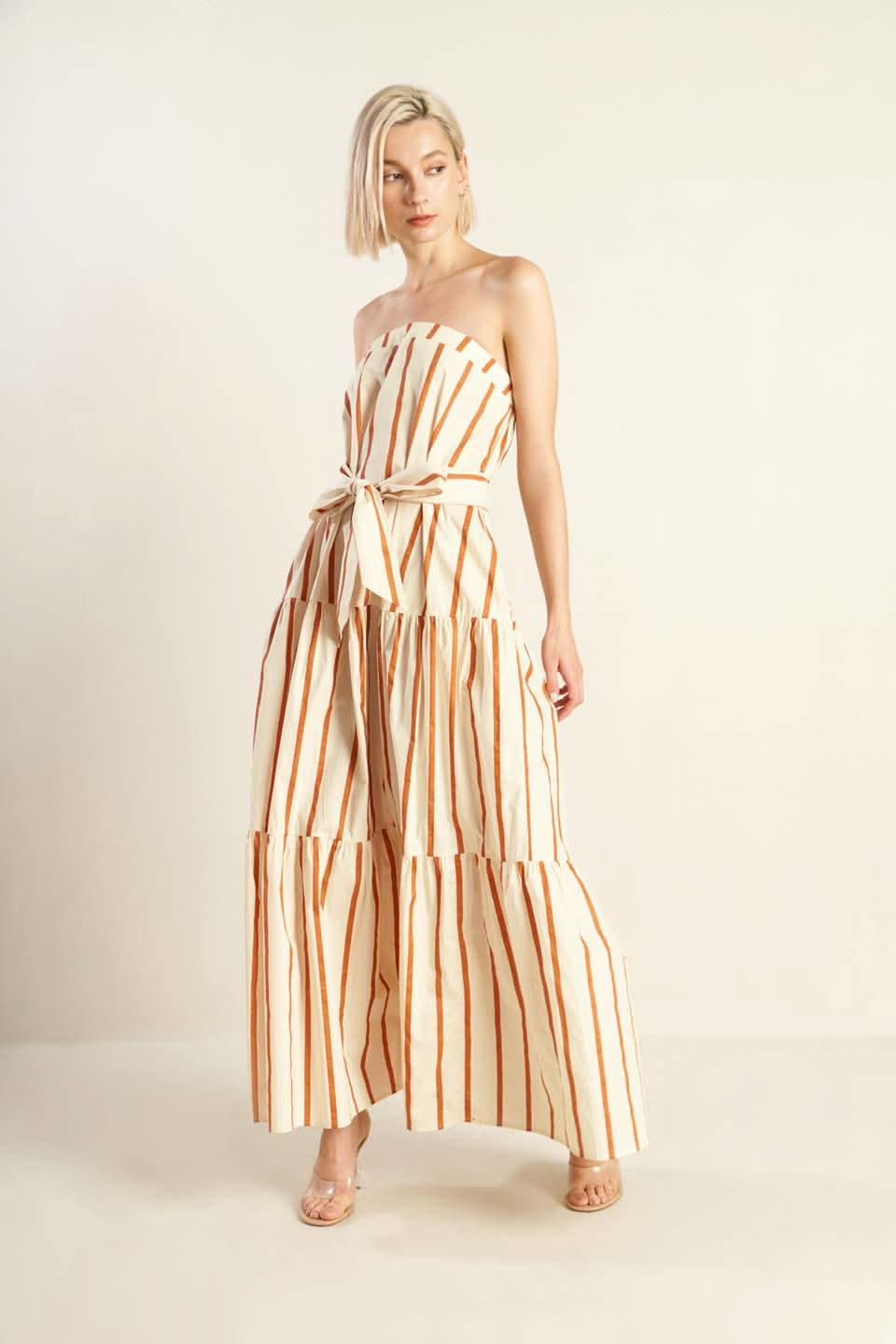 NOSTALGIC CHARM STRAPLESS MAXI DRESS