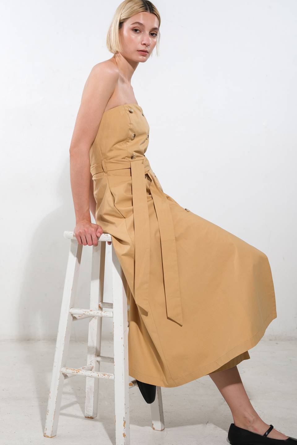 FOLLOW YOU EVERYWHERE WOVEN MIDI DRESS Flying Tomato