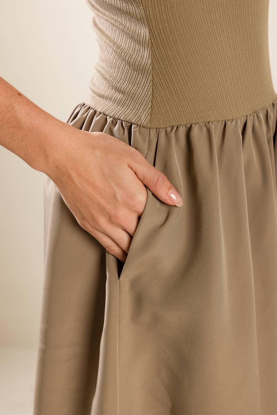 LIGHT UP THE SKY WOVEN MIDI DRESS Flying Tomato