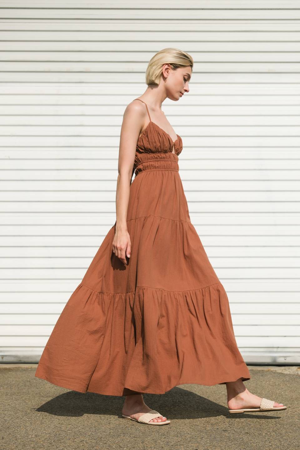 EFFORTLESS ELEGANCE WOVEN MAXI DRESS Flying Tomato