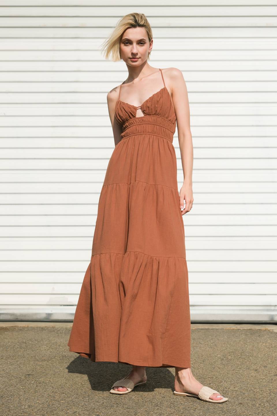 EFFORTLESS ELEGANCE WOVEN MAXI DRESS Flying Tomato