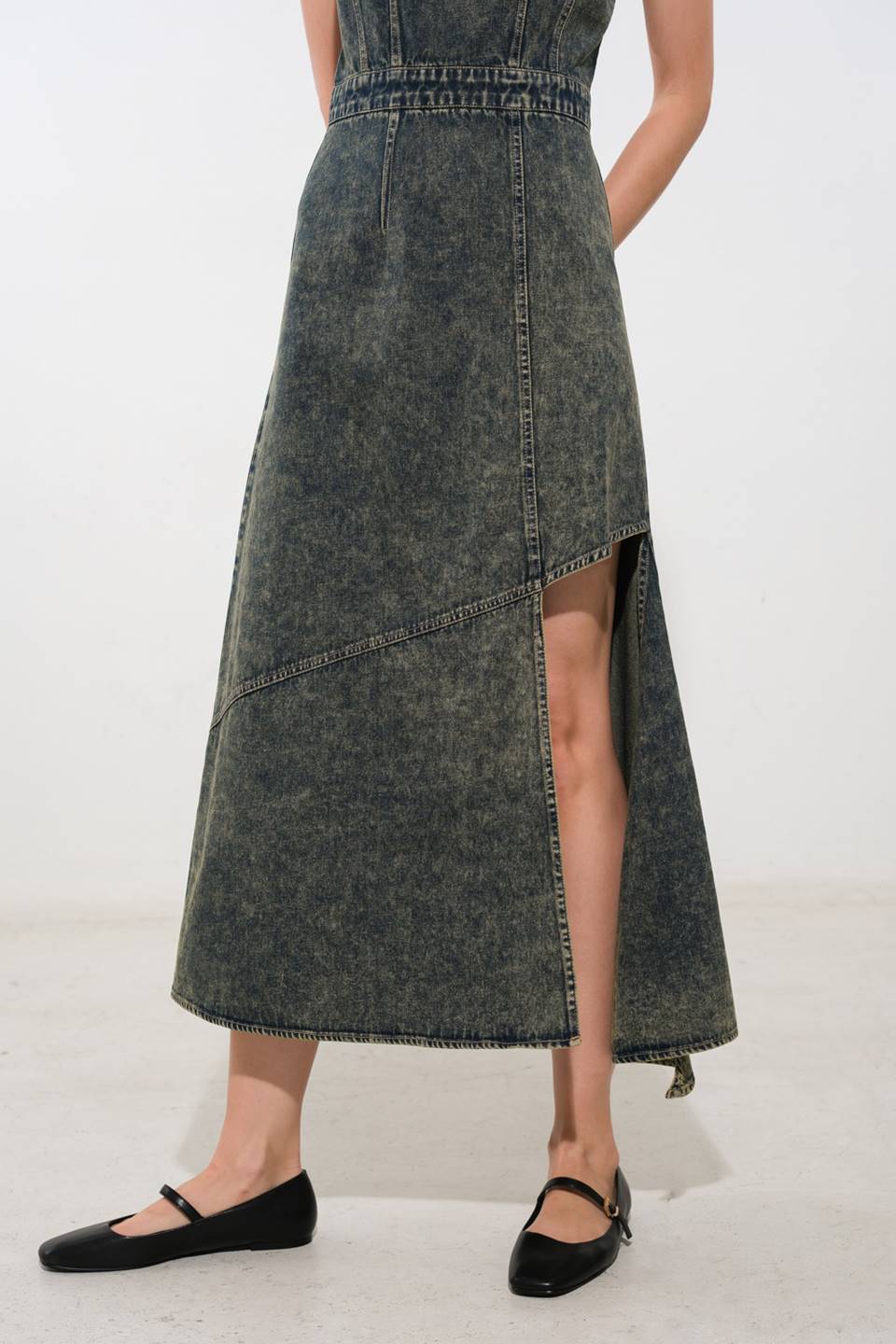 EXOTIC BREEZE DENIM MIDI DRESS Flying Tomato