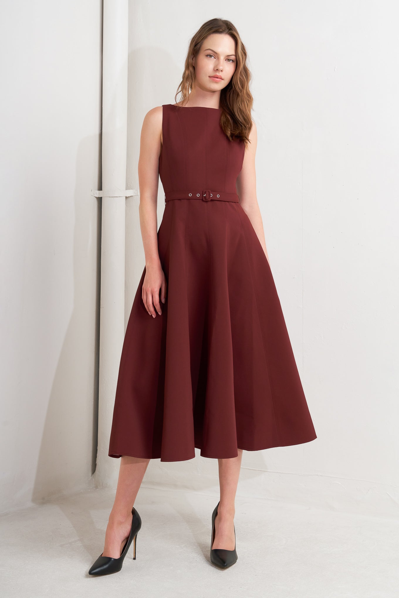 LIVING THE DREAM WINE WOVEN MIDI DRESS Flying Tomato