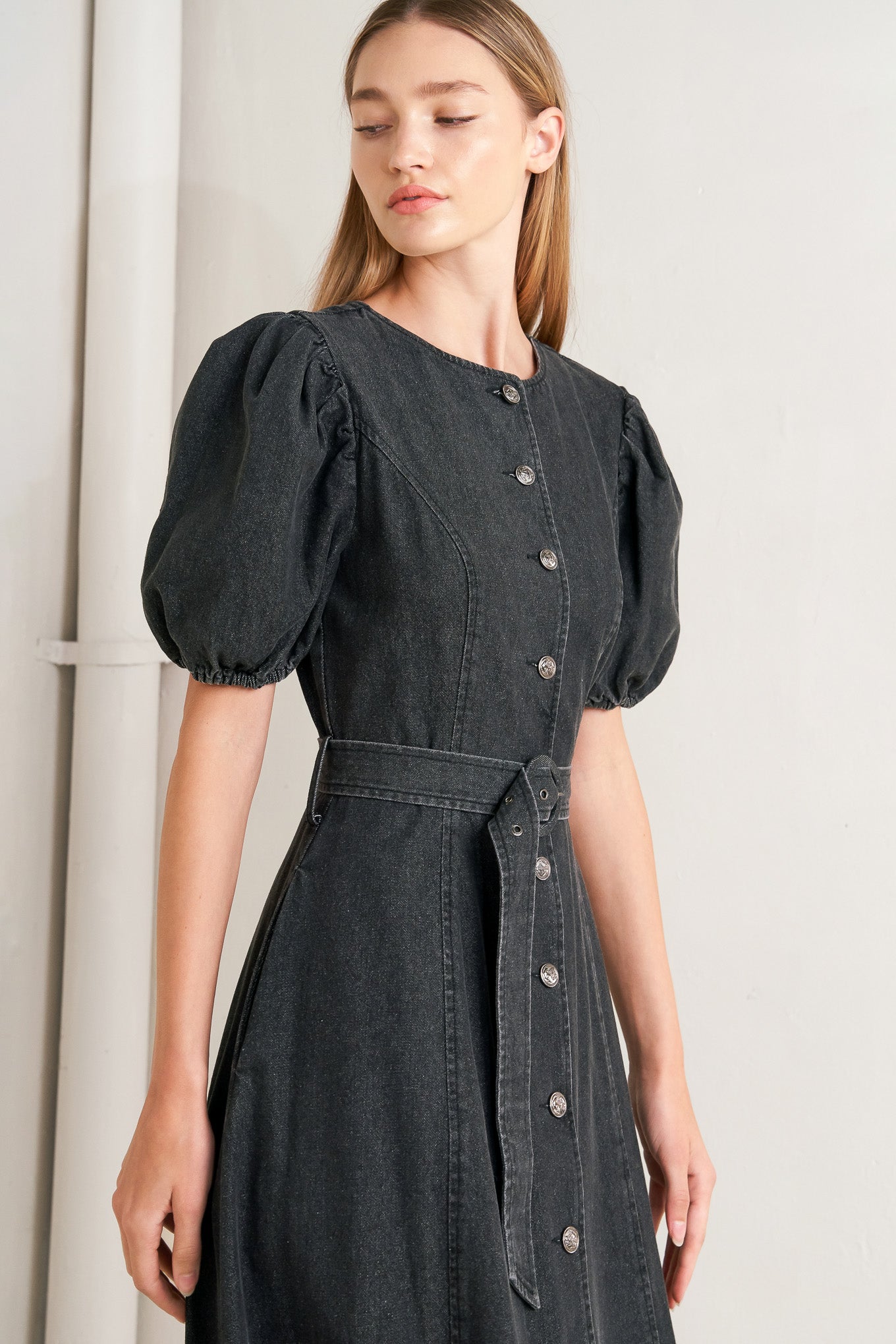 IN MY MIND DENIM MIDI DRESS Flying Tomato