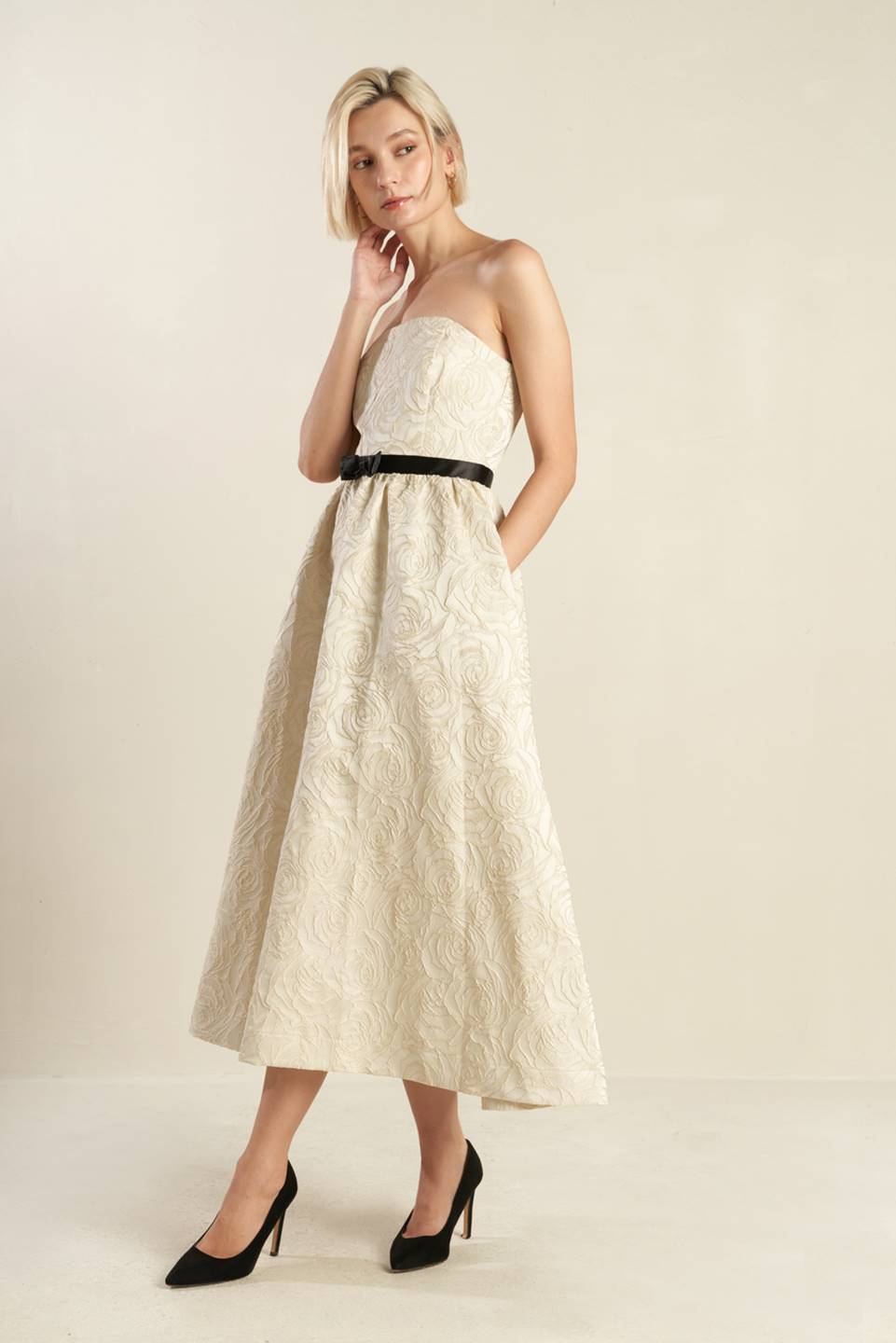 GET WHAT YOU NEED WOVEN MIDI DRESS Flying Tomato