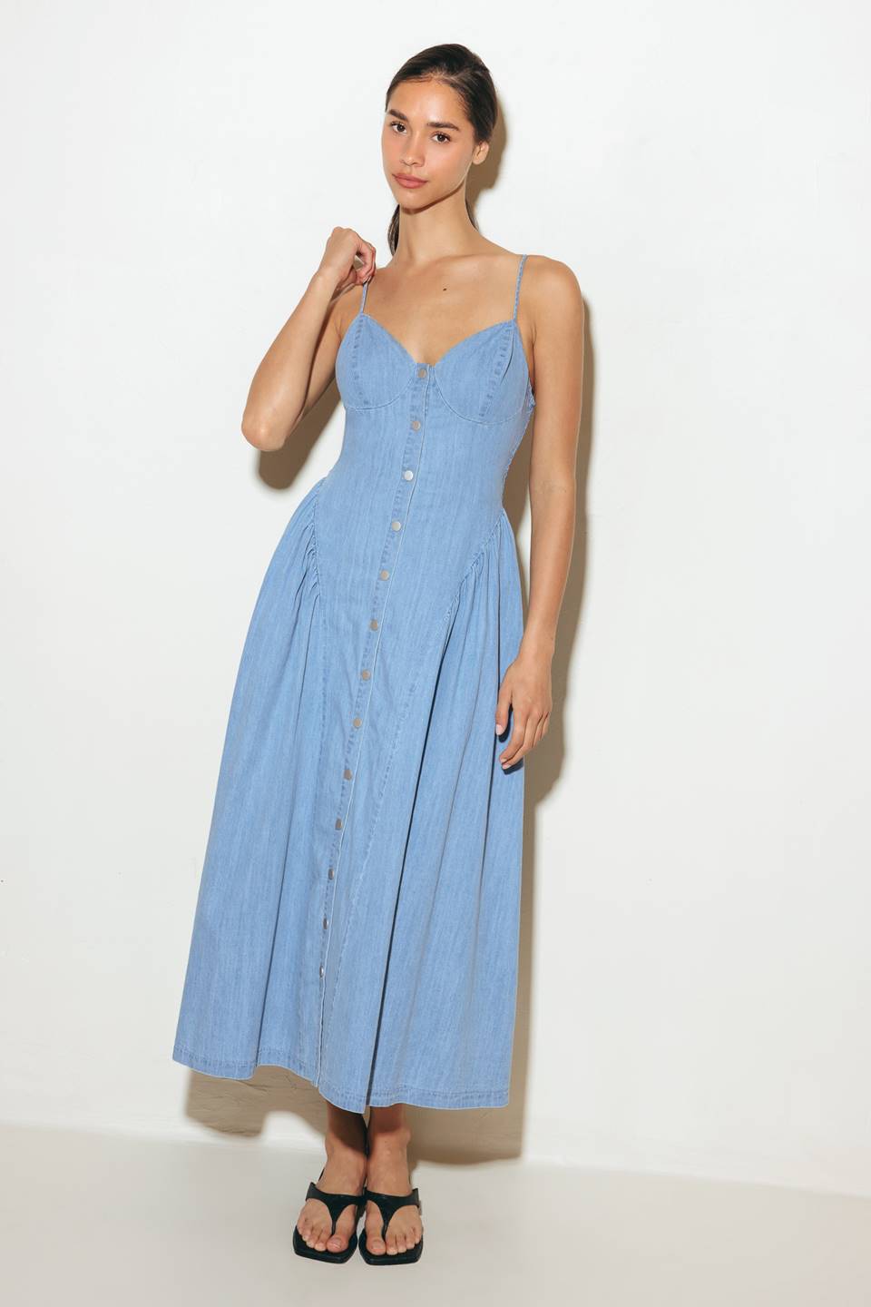 BLUEBELL BREEZE LIGHTWEIGHT DENIM MIDI DRESS Flying Tomato
