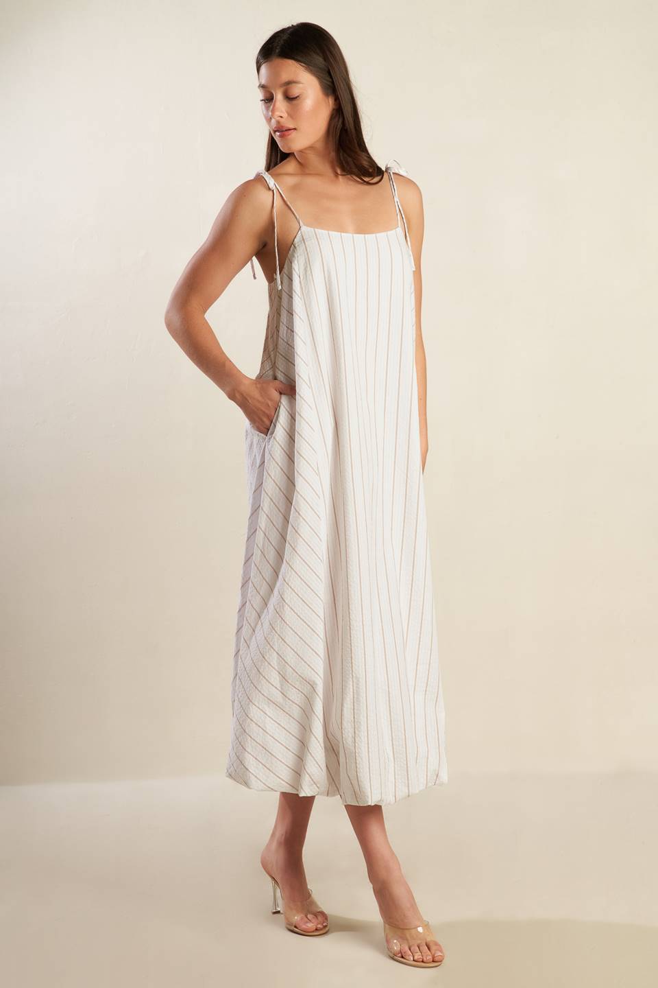 JUST WONDERING WOVEN MIDI DRESS Flying Tomato