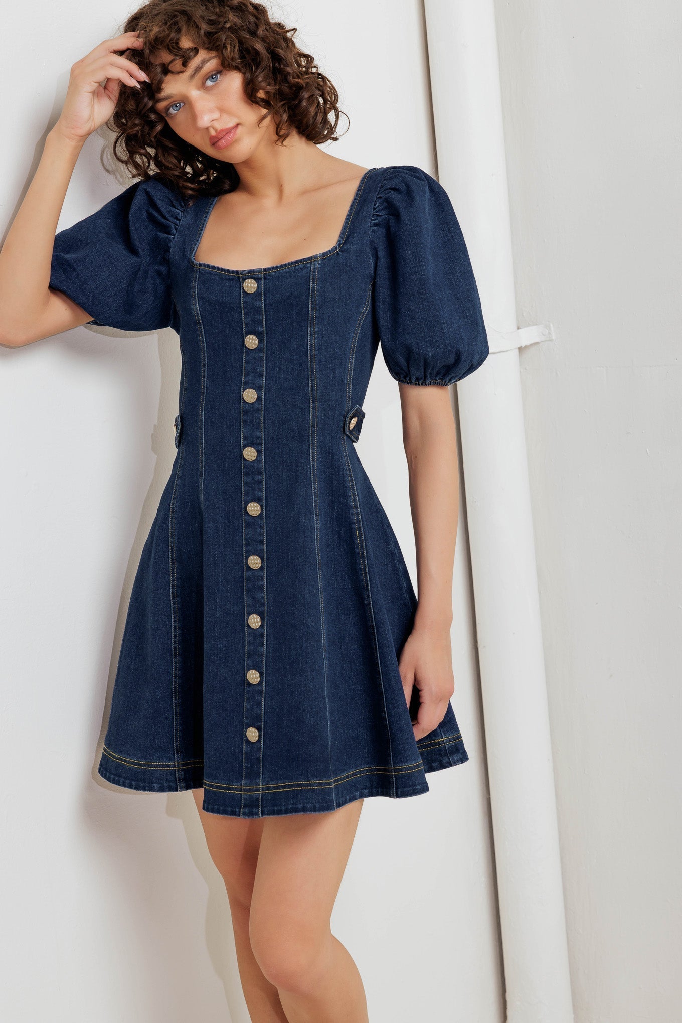 PUFF & PLAY DENIM MINI DRESS Flying Tomato