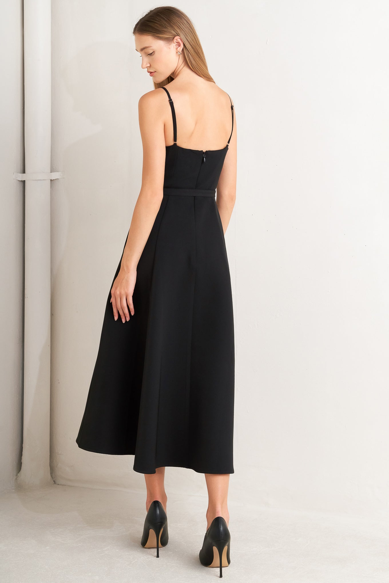MIDNIGHT TUX WOVEN MIDI DRESS Flying Tomato