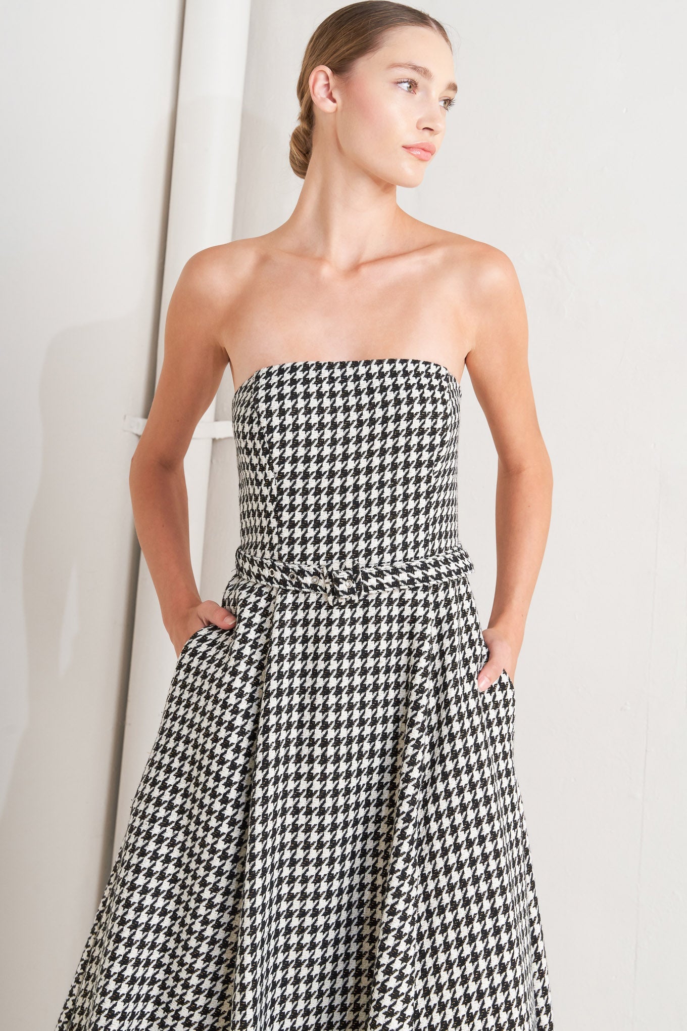 MONOCHROME BALLET WOVEN MIDI DRESS