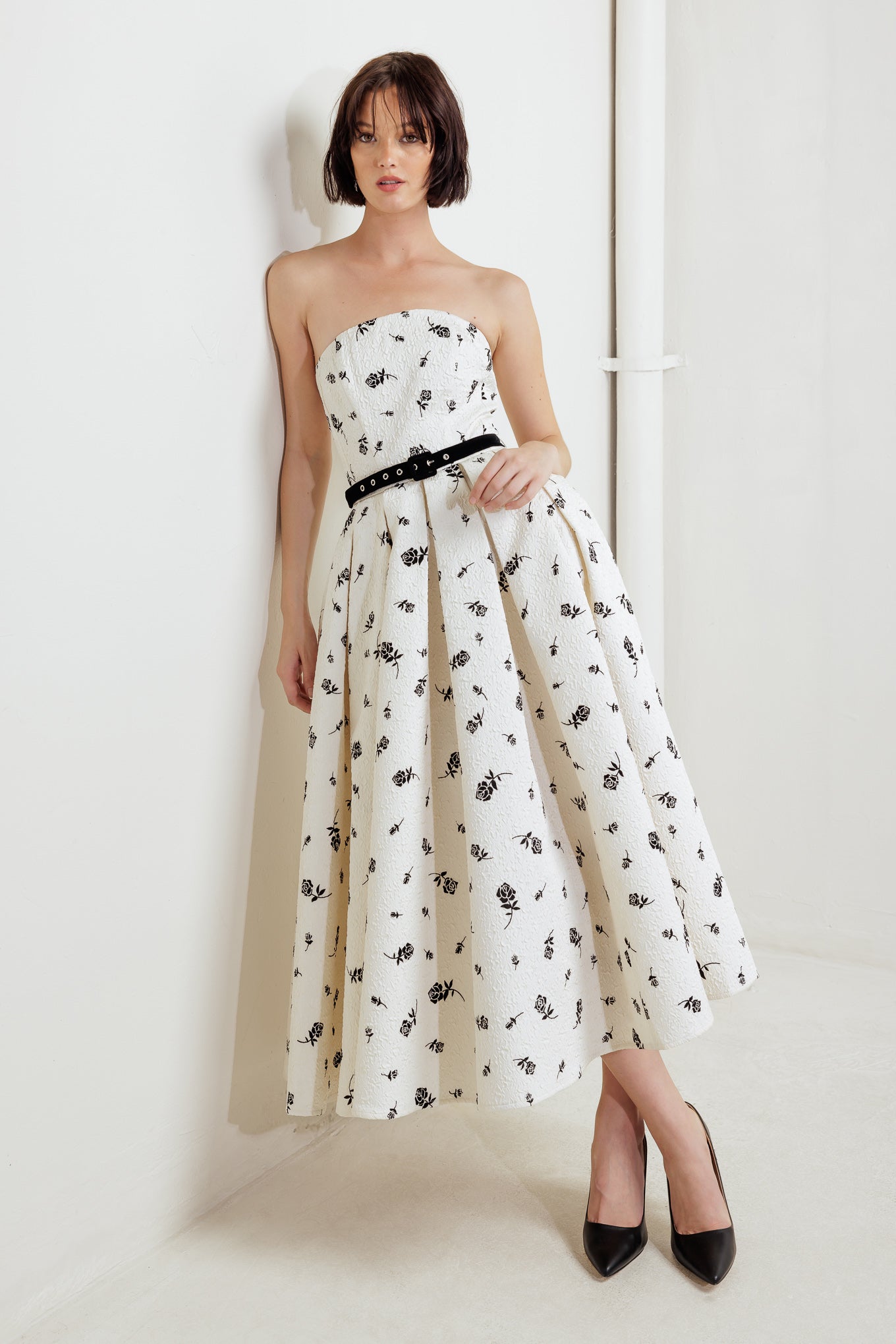 LOVELY CULTIVATED WOVEN MIDI DRESS Flying Tomato