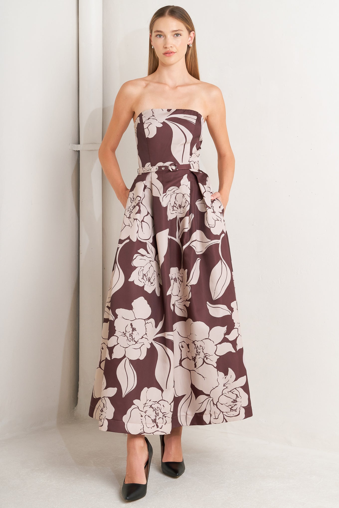 VINTAGE BLOOM STRAPLESS WOVEN MIDI DRESS Flying Tomato