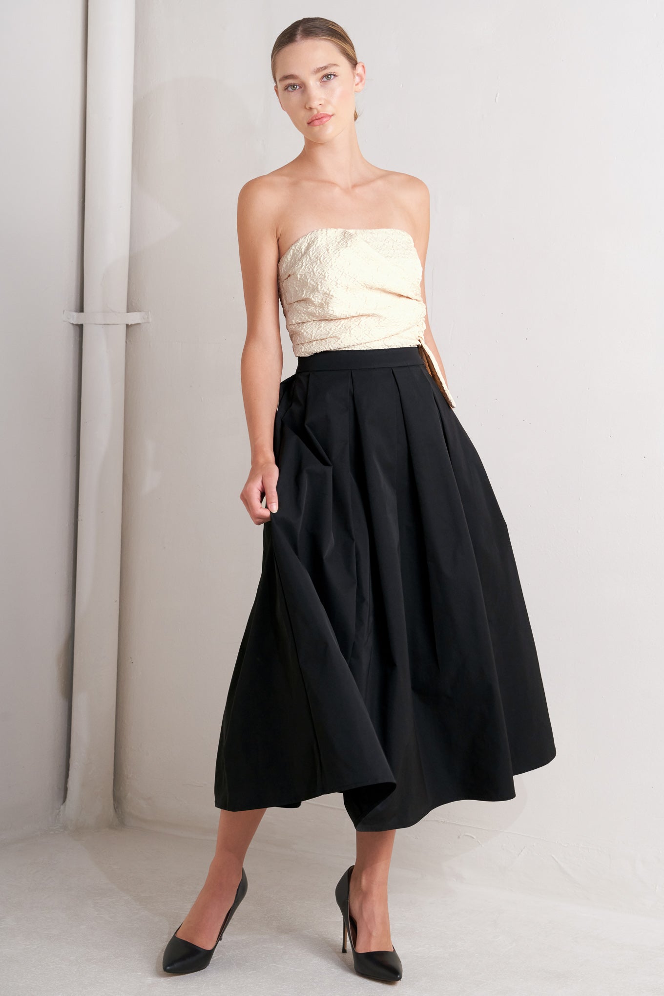 MONO BALLET WOVEN MIDI DRESS Flying Tomato