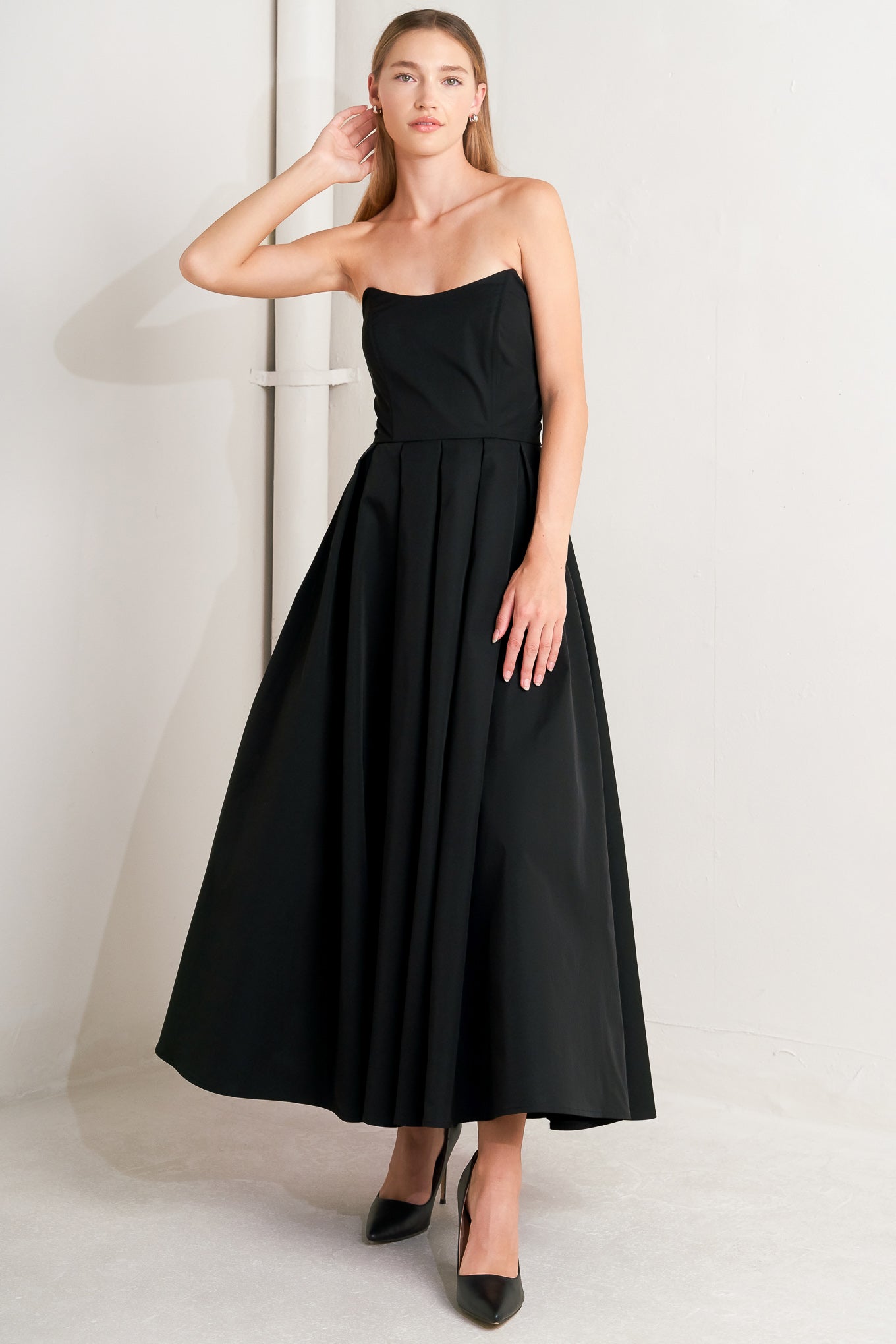Gala Noir Woven Midi Dress Strapless Pointed Side Neckline Skirt Back Zipper Flying Tomato