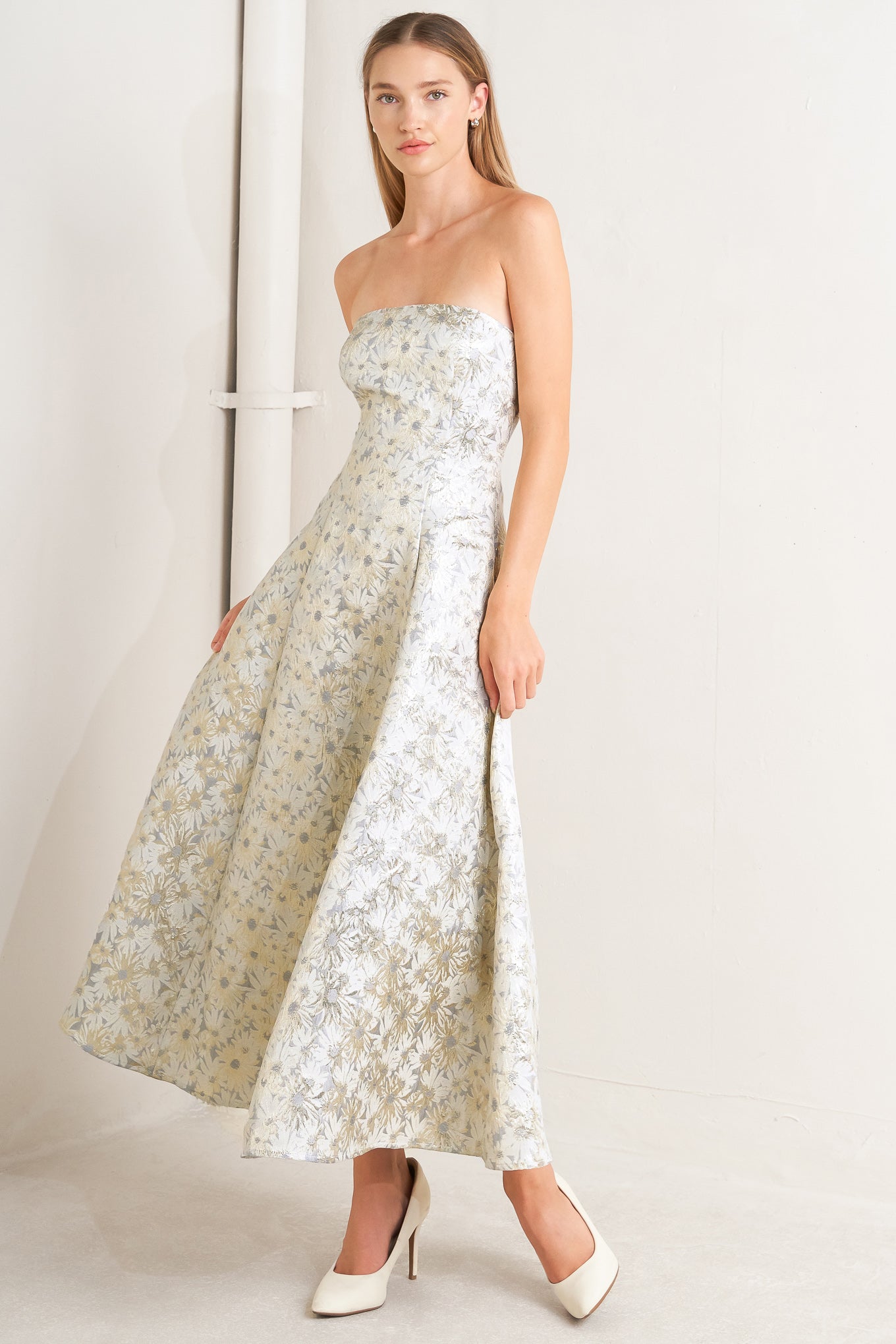 PASTEL BLOOM WOVEN JACQUARD MIDI DRESS Flying Tomato