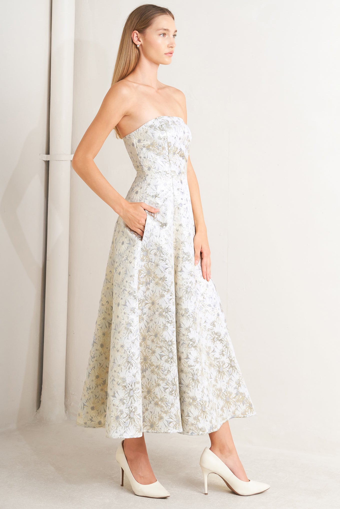 PASTEL BLOOM WOVEN JACQUARD MIDI DRESS Flying Tomato