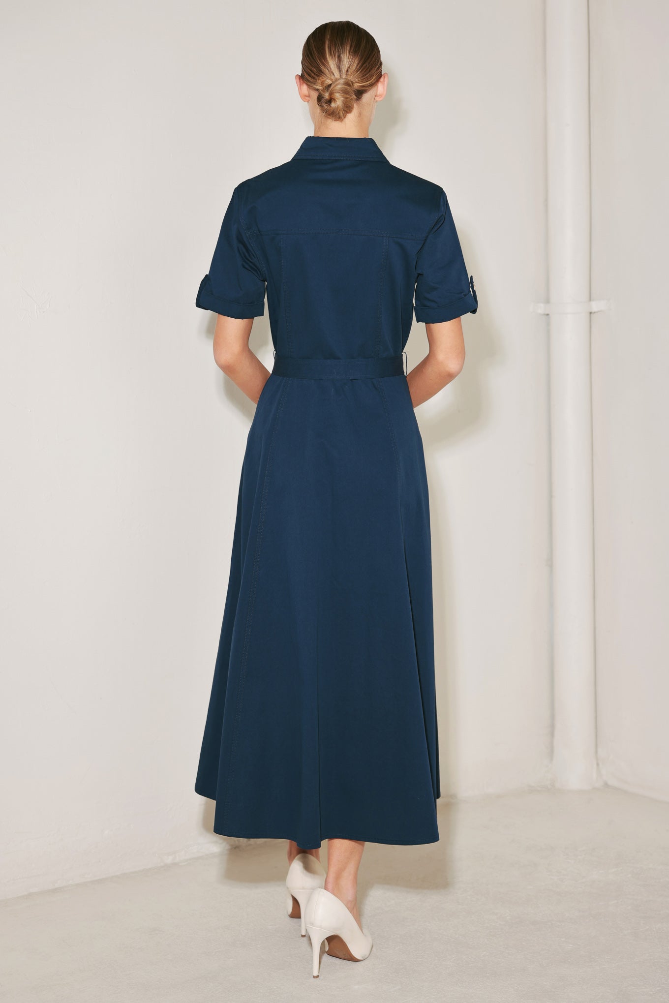 CLASSIC AUTHORITY WOVEN MIDI DRESS