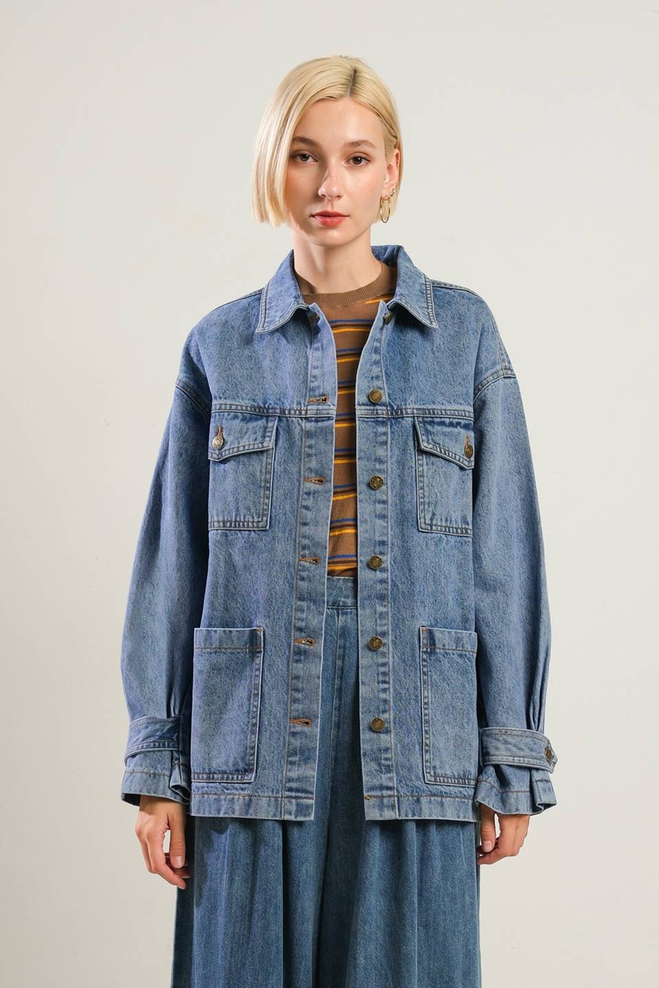 BREATHTAKING CHARM DENIM MIDI JACKET Flying Tomato