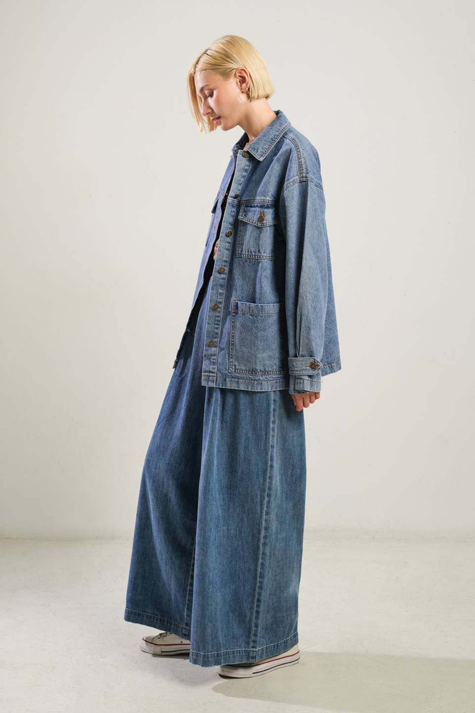 BREATHTAKING CHARM DENIM MIDI JACKET Flying Tomato