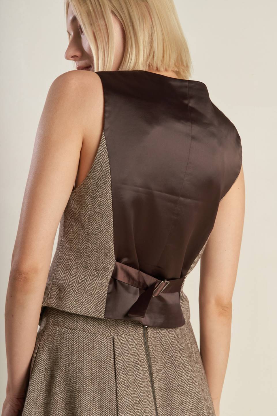 VIBRANT DAZE WOVEN VEST Flying Tomato