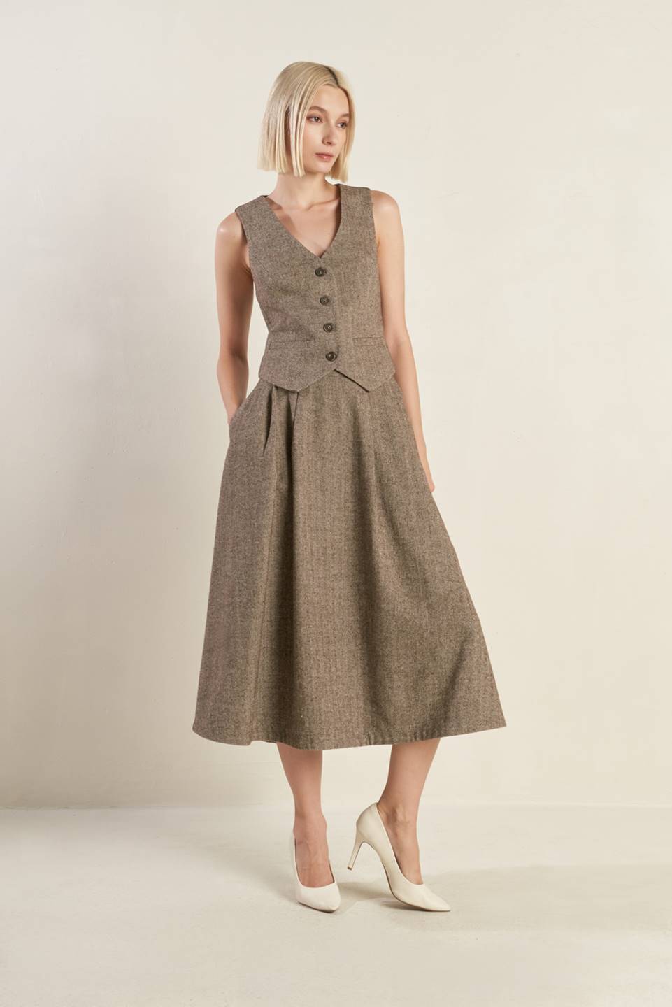 VIBRANT DAZE WOVEN VEST Flying Tomato