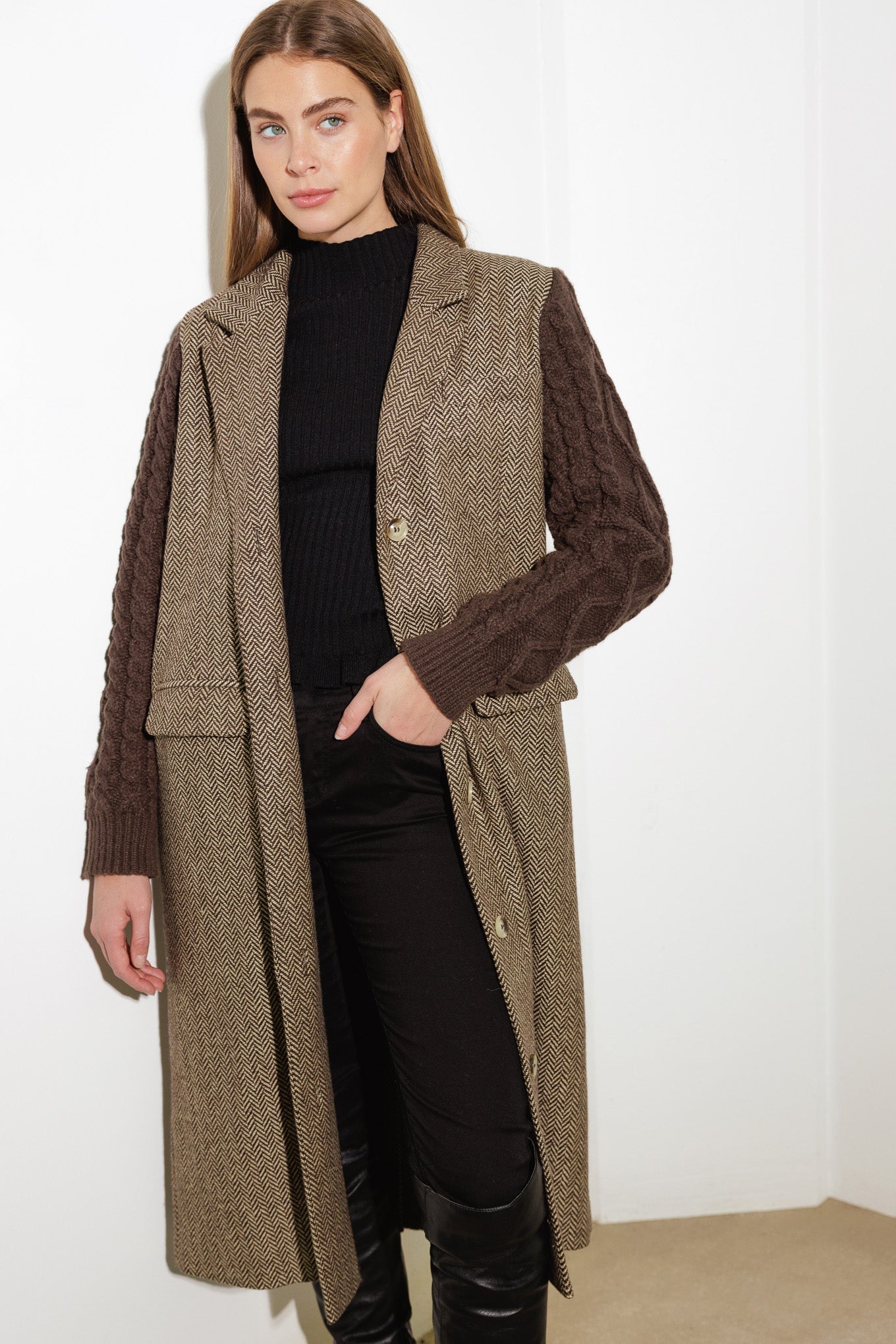 TWEED & KNIT FUSION COAT WITH BELT