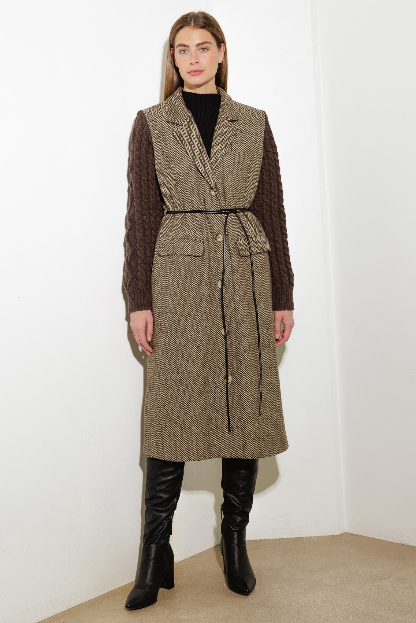 TWEED & KNIT FUSION COAT WITH BELT