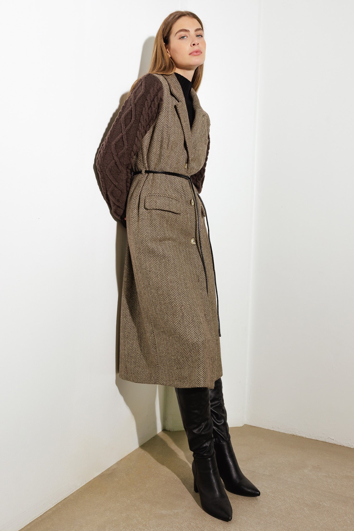 TWEED & KNIT FUSION COAT WITH BELT