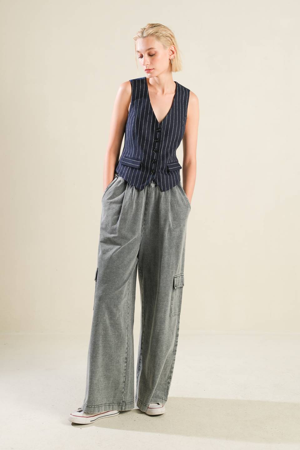 FOREVER CONNECTED WOVEN VEST Flying Tomato