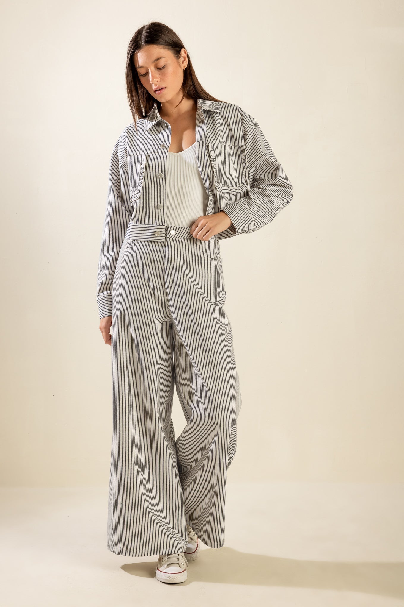 HONESTLY LOVE YOU TWILL CROP JACKET Flying Tomato