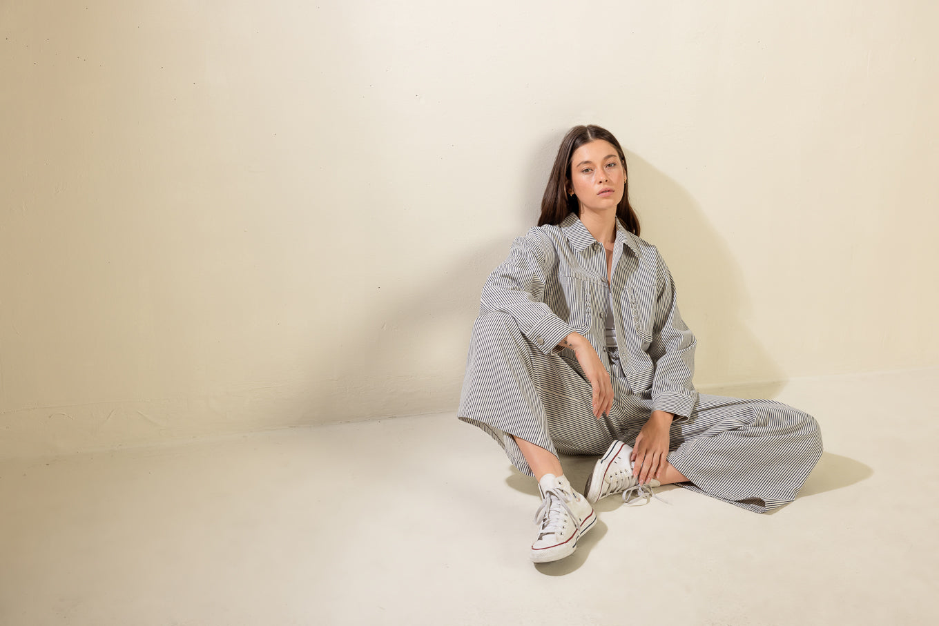 HONESTLY LOVE YOU TWILL CROP JACKET Flying Tomato