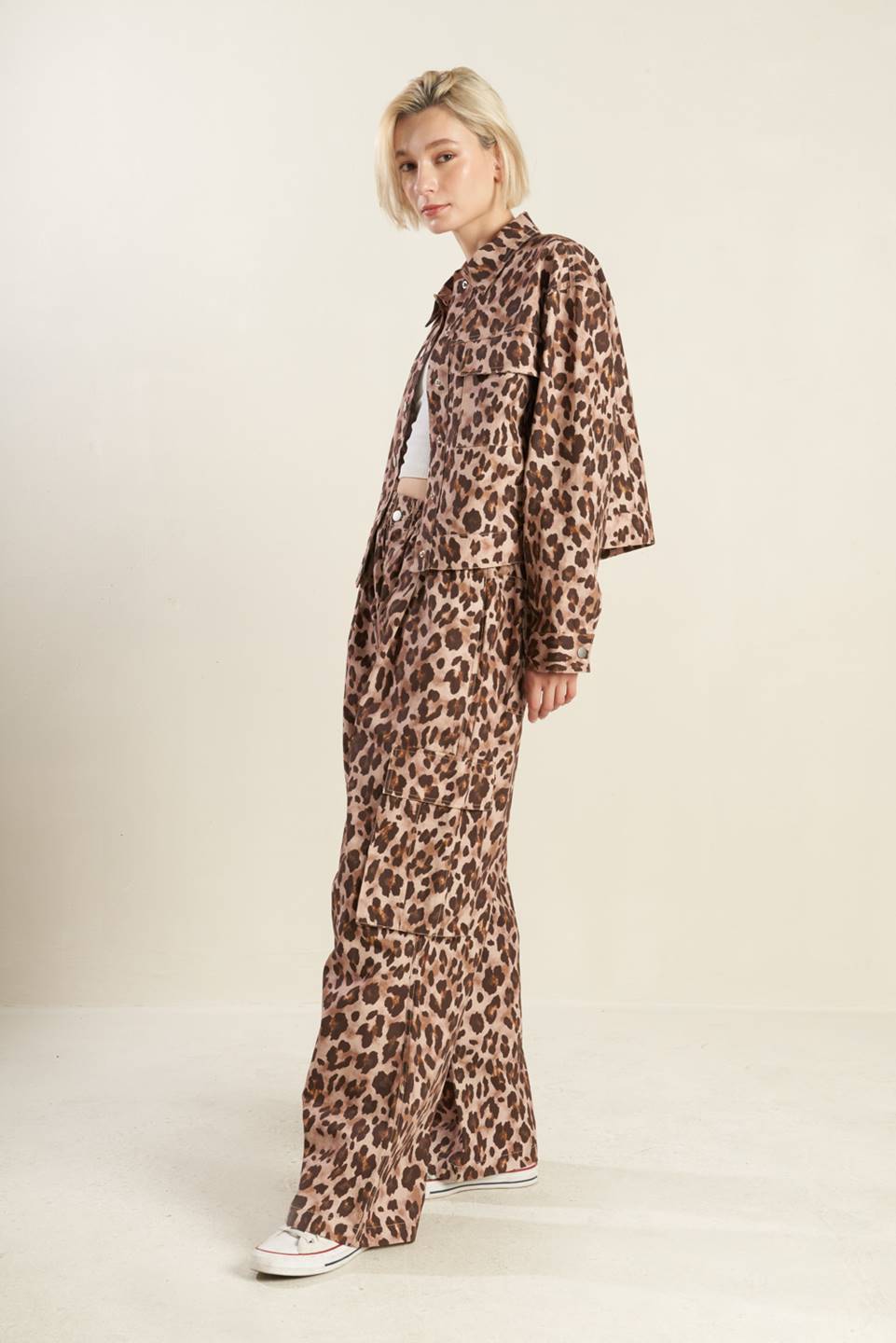 NAVIGATING LIFE WOVEN JACKET Flying Tomato