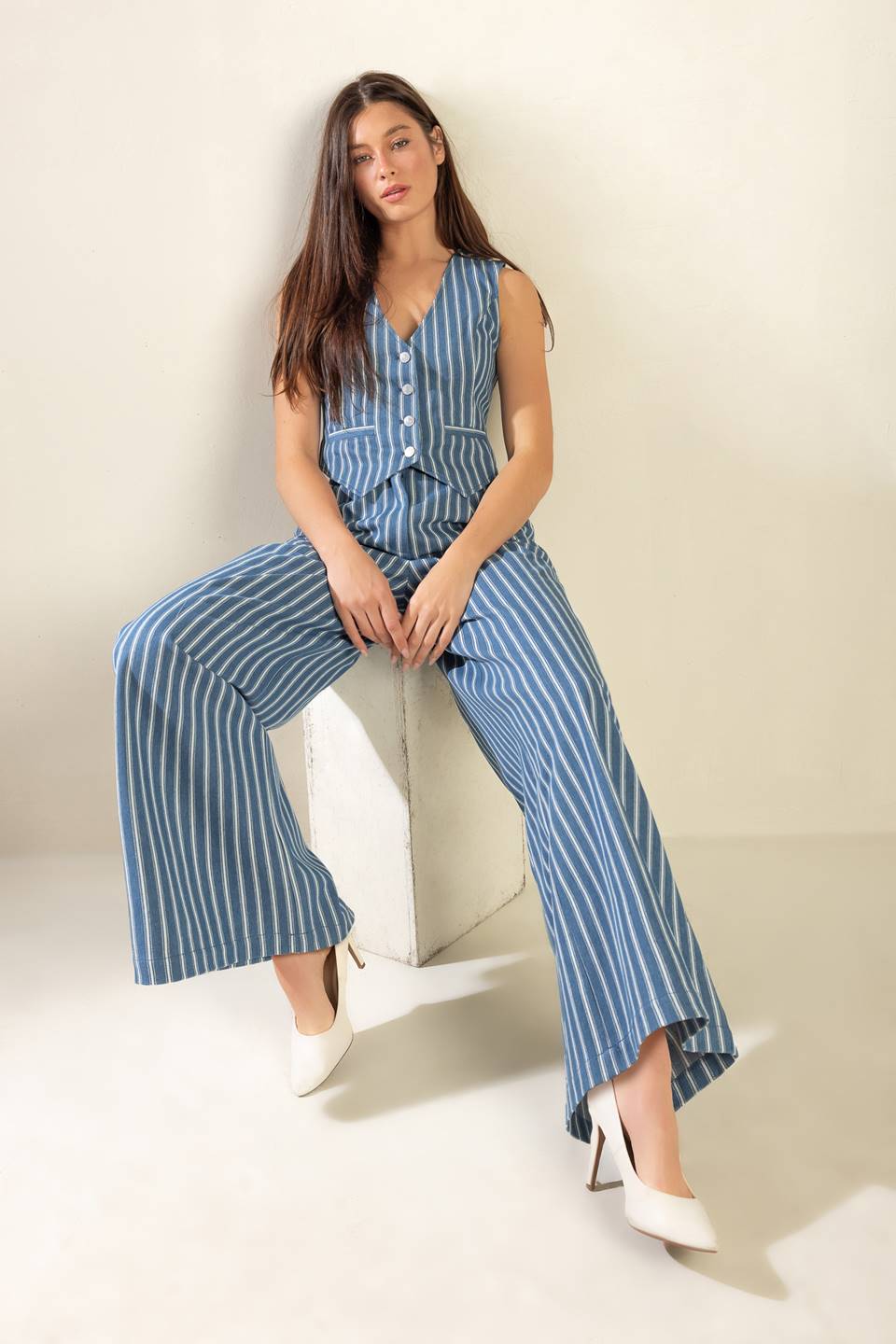 FRAMES OF BLISS WOVEN VEST Flying Tomato