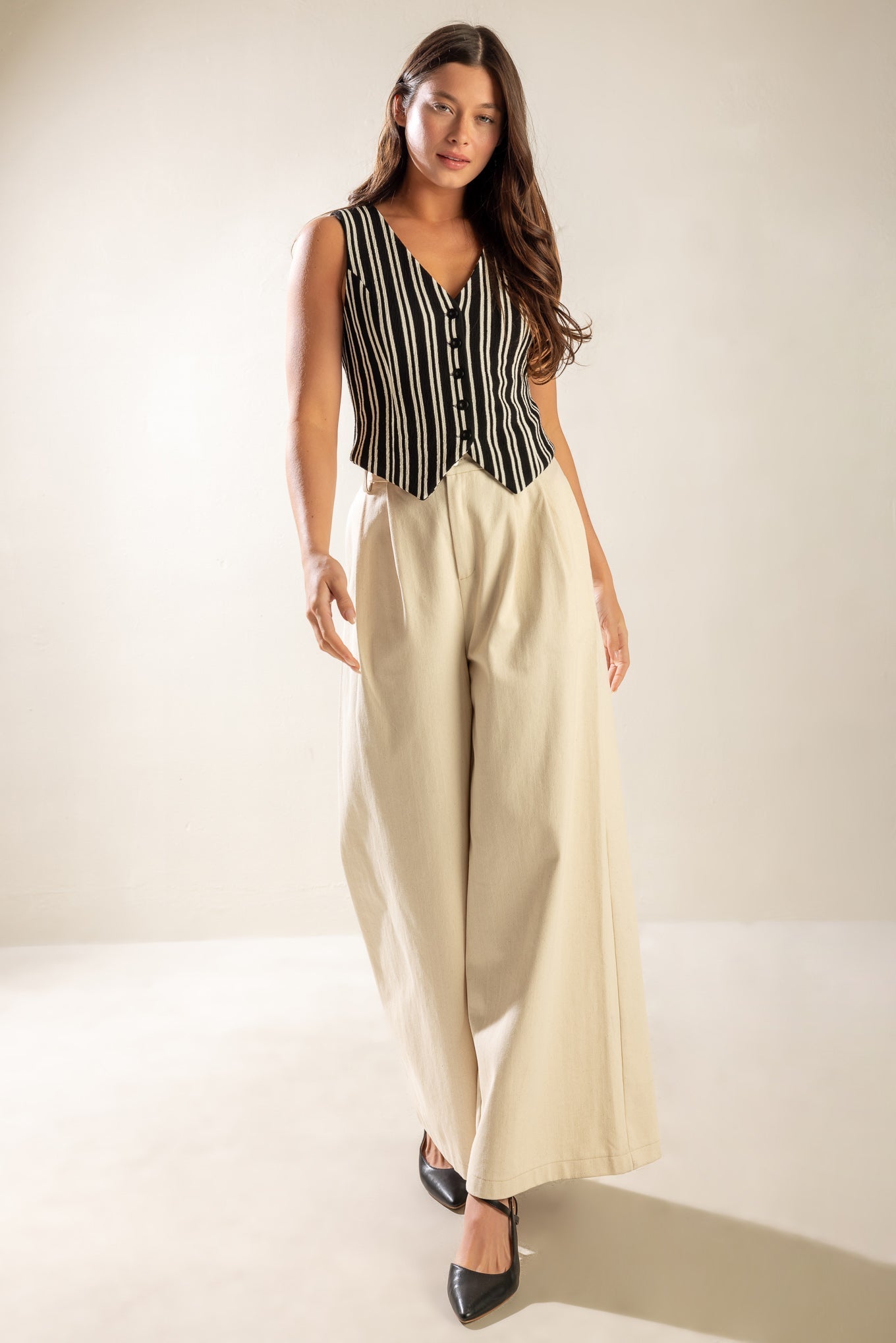 IN THE QUIET SHADE WOVEN VEST Flying Tomato