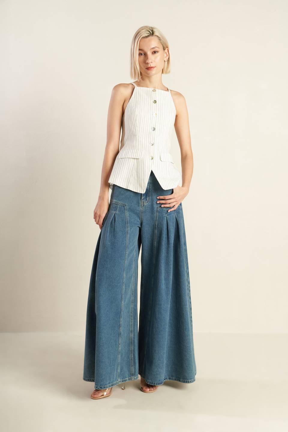 LEAD THE WAY WOVEN SEERSUCKER TOP Flying Tomato