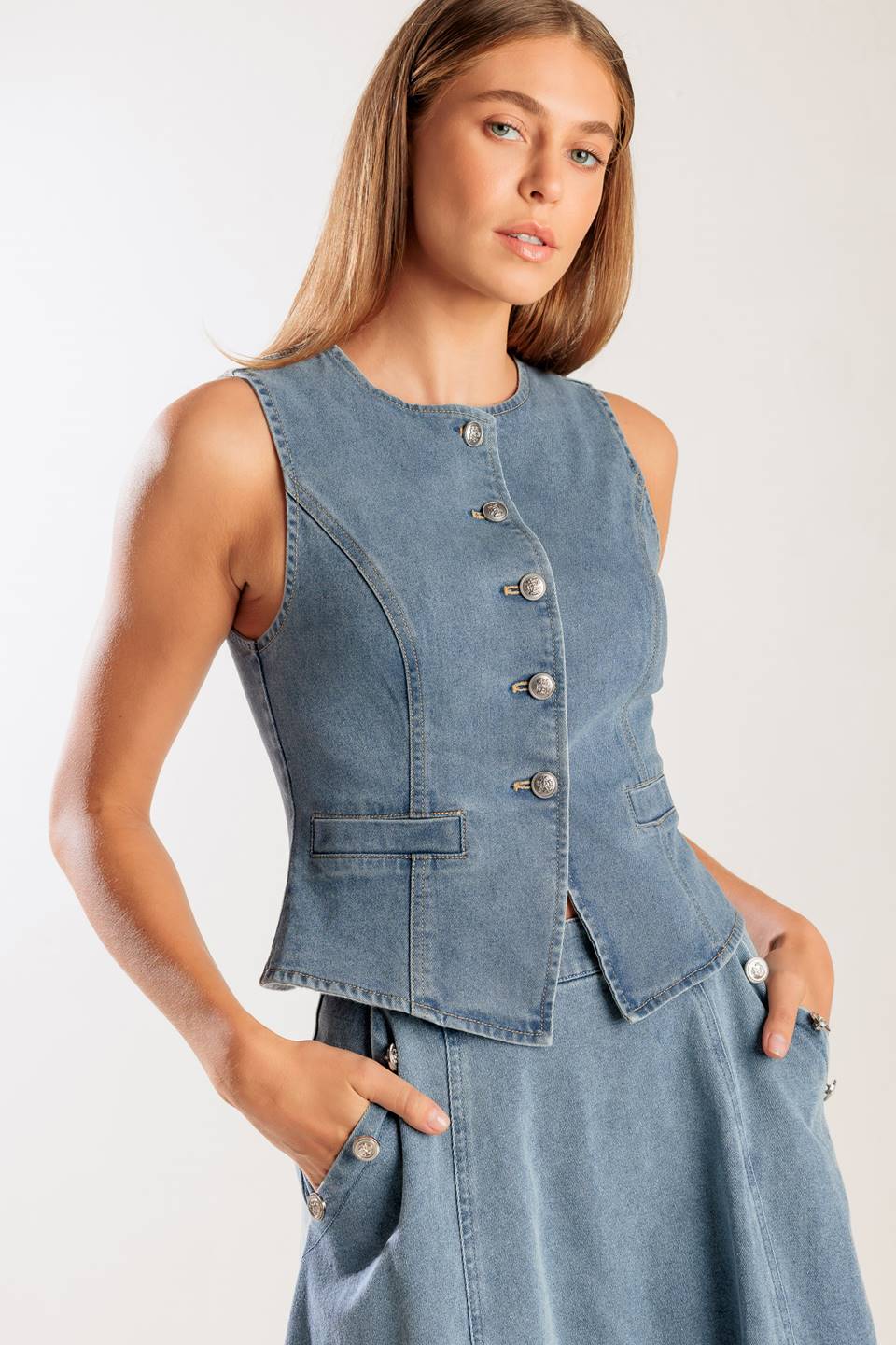 AT FIRST GLANCE DENIM VEST Flying Tomato