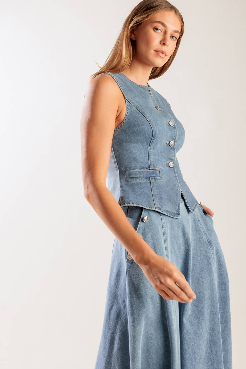 AT FIRST GLANCE DENIM VEST