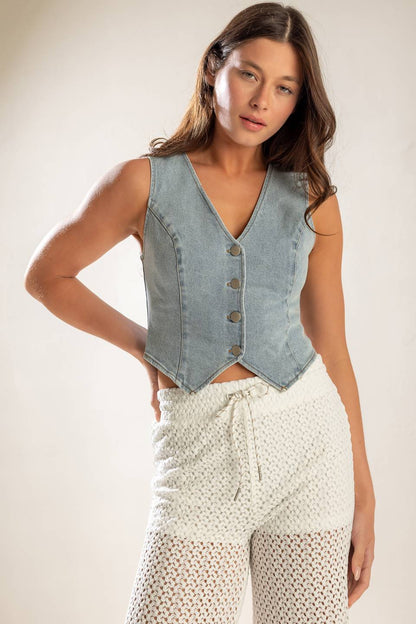 KICK IT WITH ME DENIM VEST - Light Wash Cropped Style