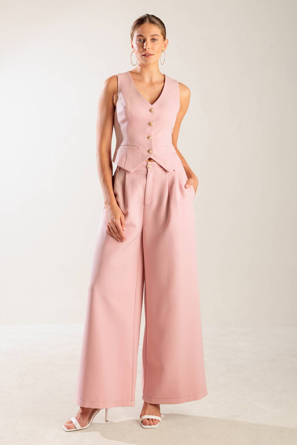 IN MY OWN WORLD WOVEN VEST Flying Tomato