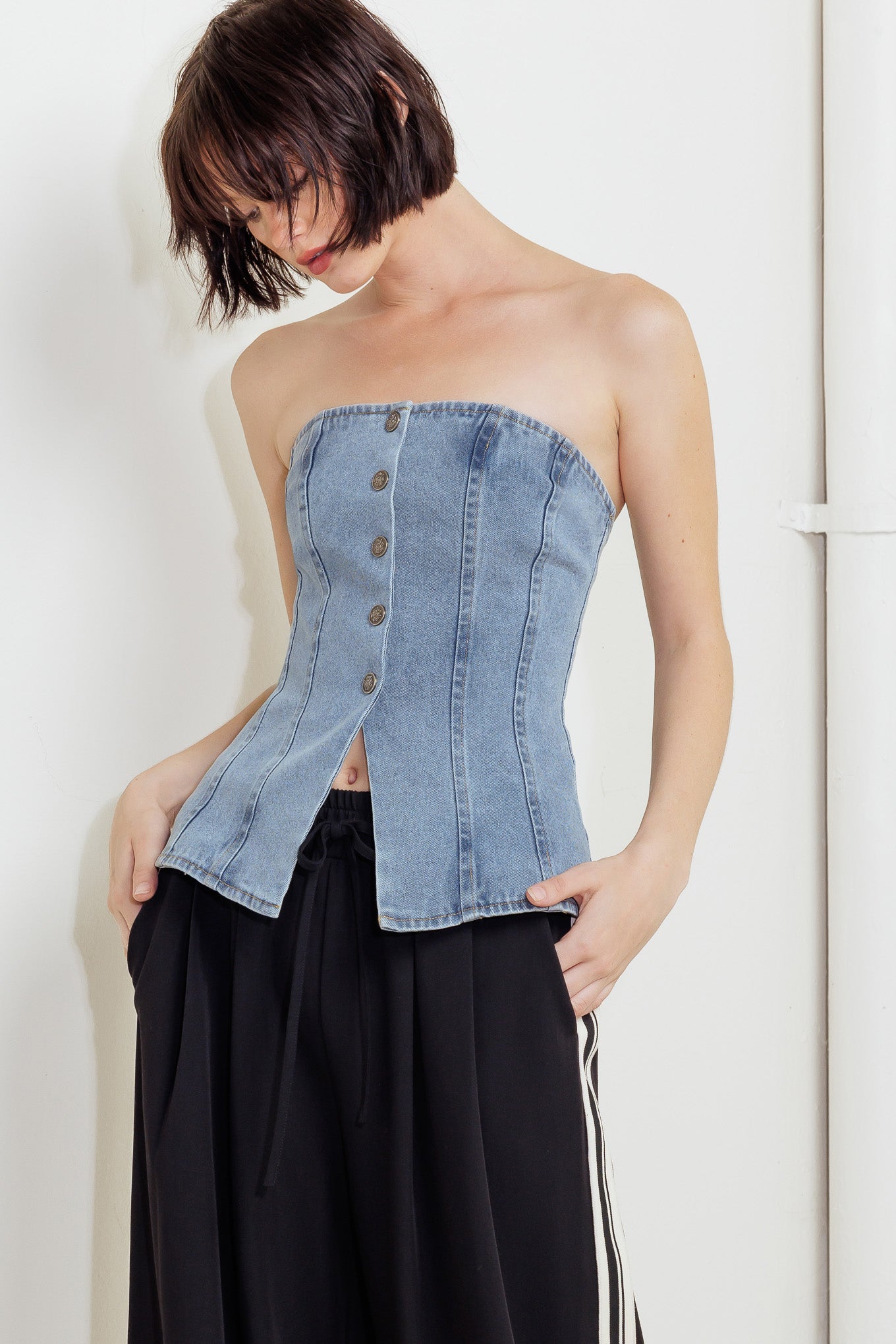 STITCHED SILHOUETTE DENIM TOP Flying Tomato