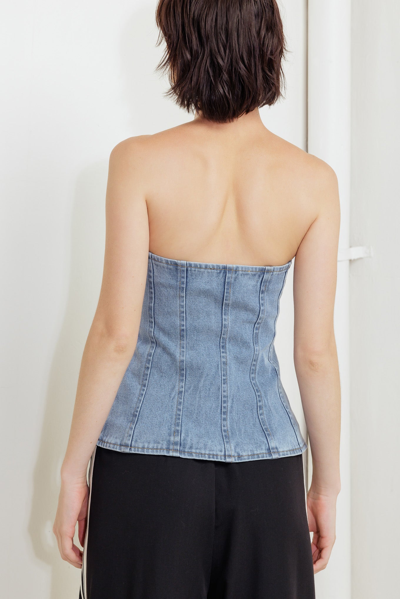 STITCHED SILHOUETTE DENIM TOP Flying Tomato