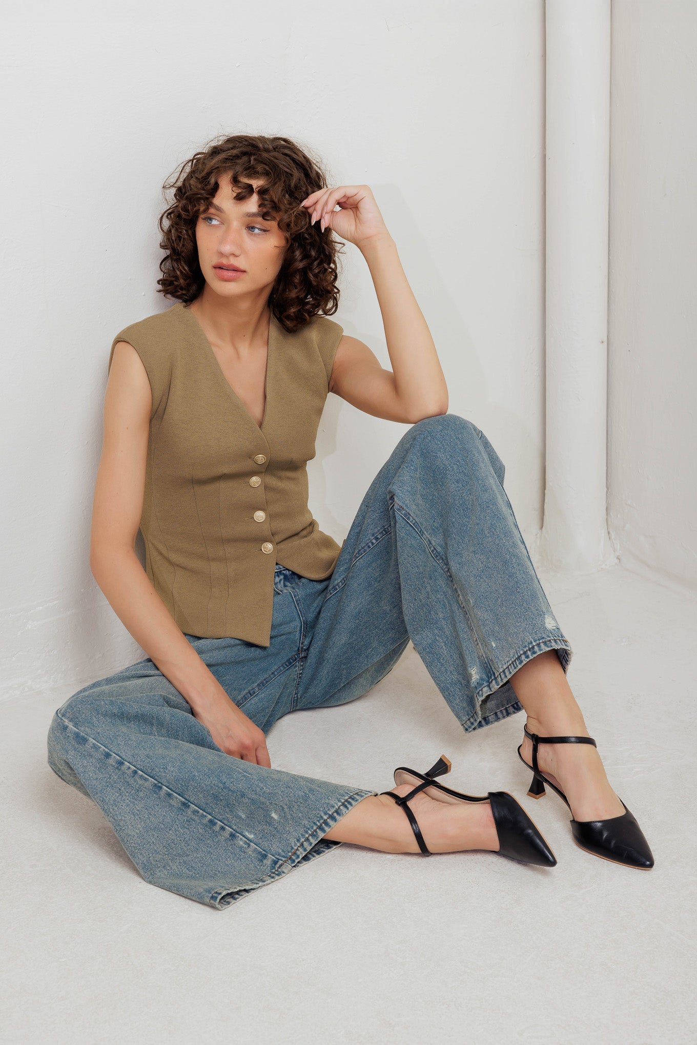 RUNWAY TO REALWAY WOVEN VEST Flying Tomato