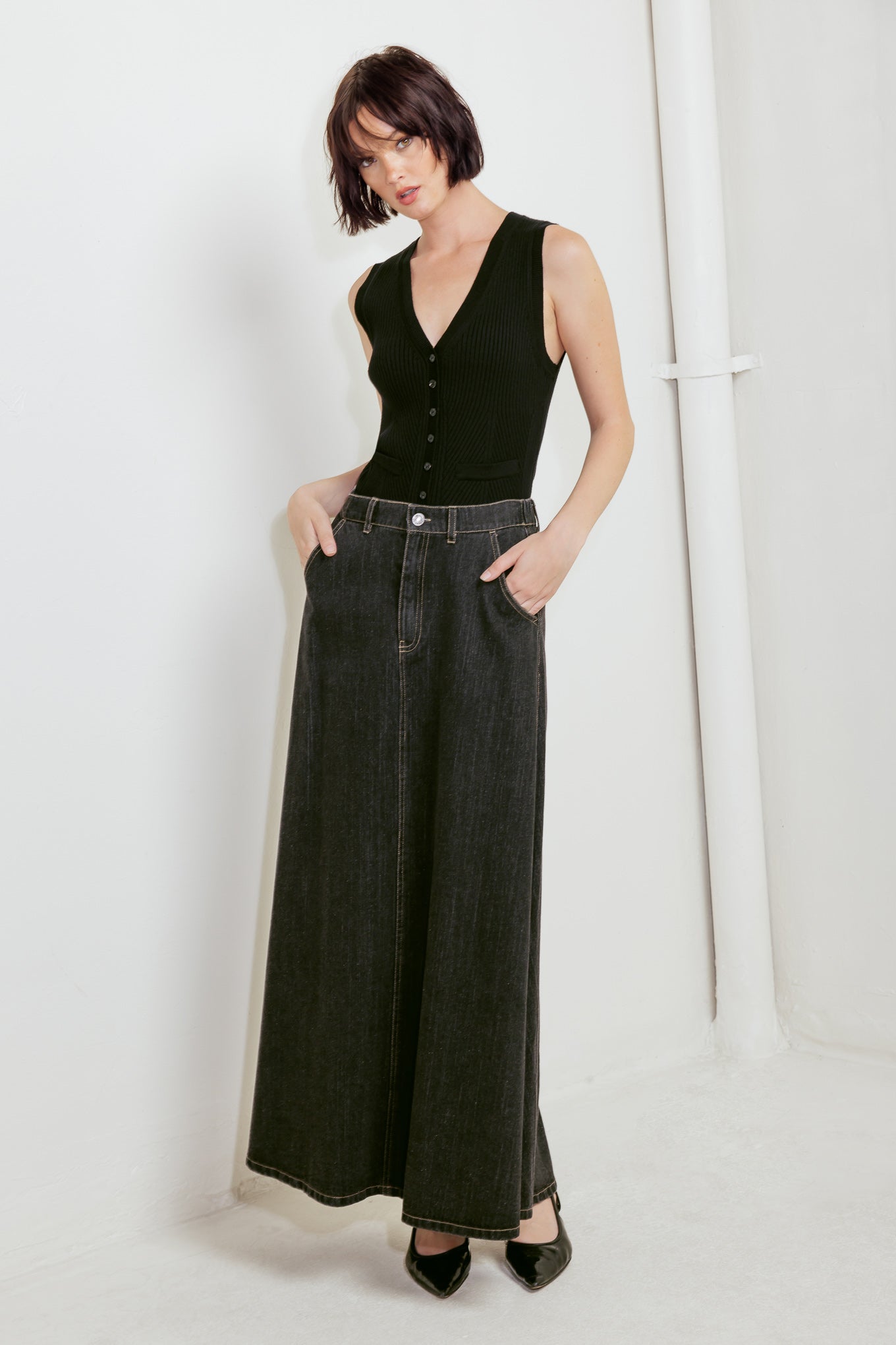 TRADING SECRETS DENIM SKIRT Flying Tomato