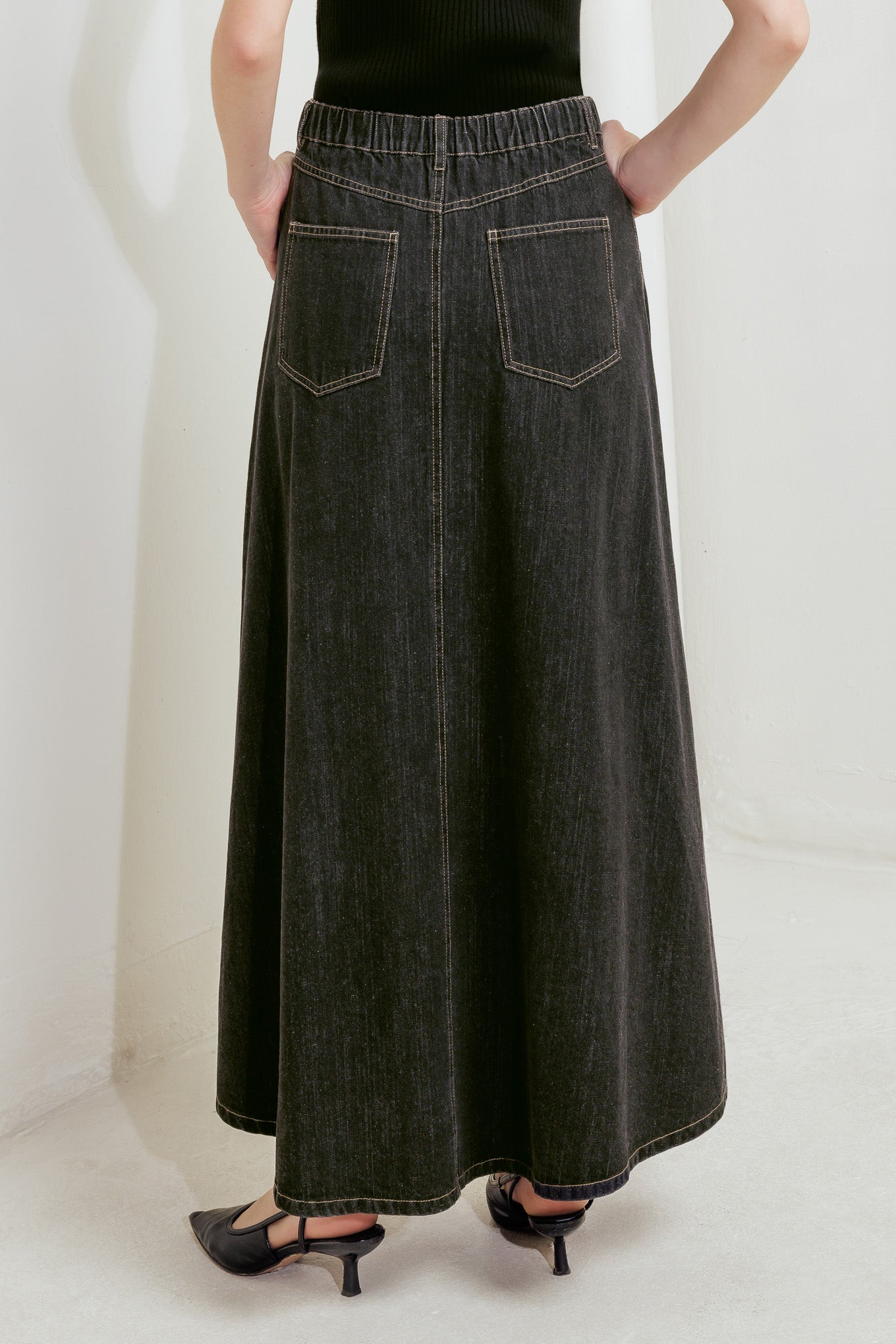 TRADING SECRETS DENIM SKIRT Flying Tomato
