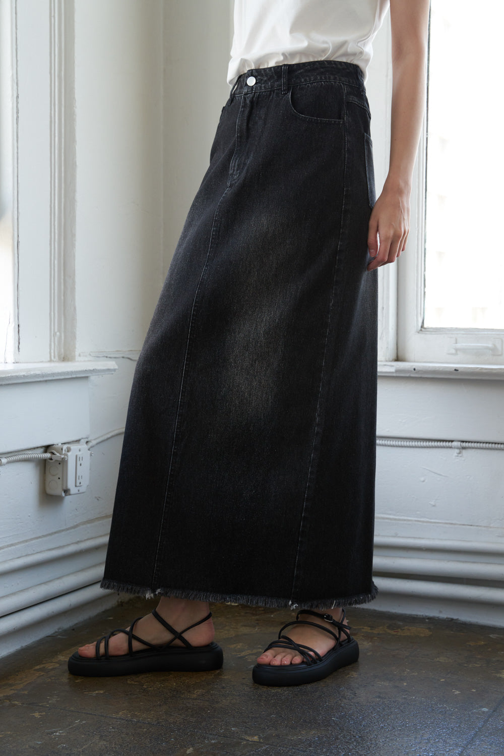 TALK ABOUT BEAUTY DENIM MIDI SKIRT