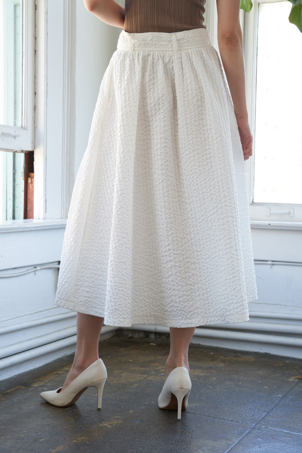 TALK TO THE SAND WOVEN MIDI SKIRT Flying Tomato